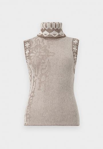 Пуловер без рукавов