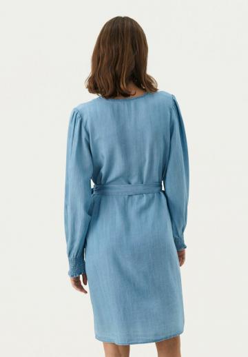 Джинсовое платье