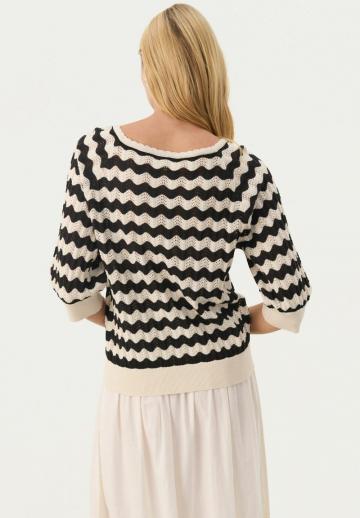 Пуловер с рукавом три четверти