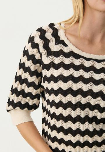 Пуловер с рукавом три четверти