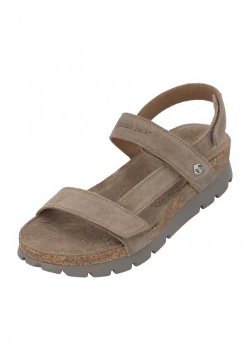 Босоножки на танкетке