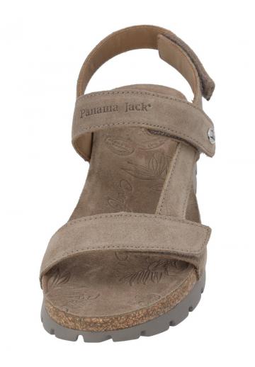 Босоножки на танкетке