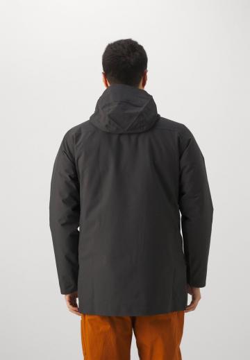 Спортивная куртка