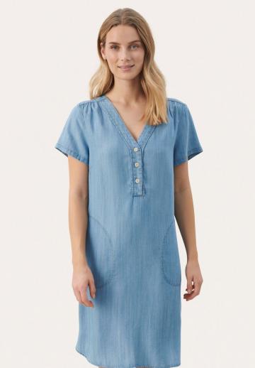 Джинсовое платье