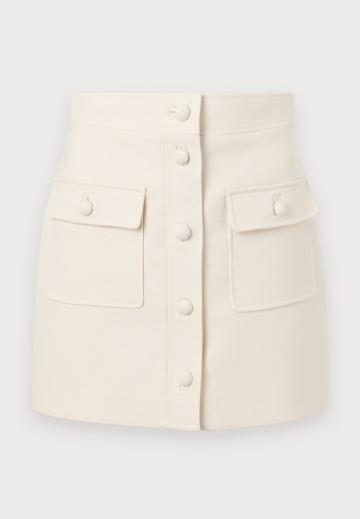Юбка с накладными карманами