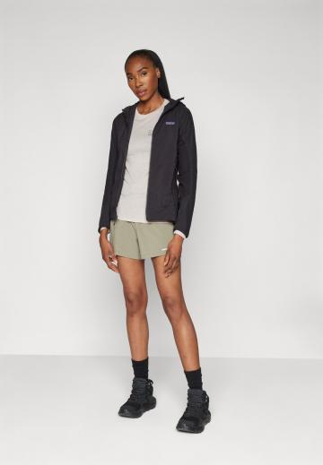 Спортивная куртка