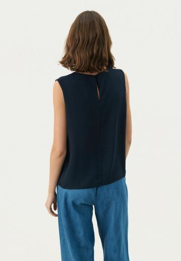 Блузка без рукавов