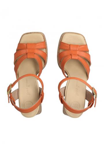 Босоножки на платформе