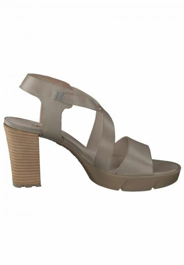 Босоножки на платформе