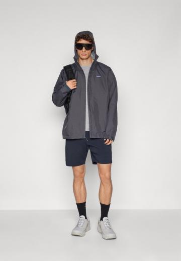 Куртка-дождевик