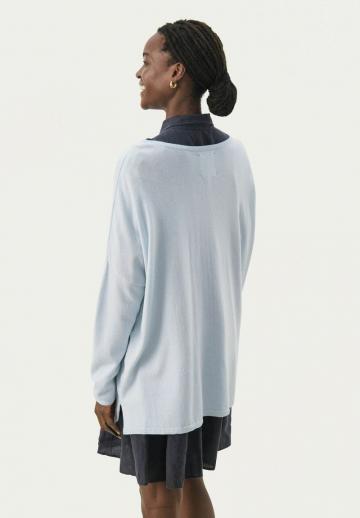 Длинный пуловер