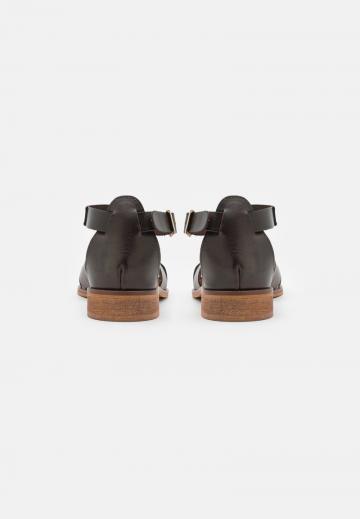 Римские сандалии