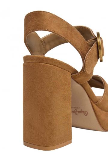 Босоножки на платформе