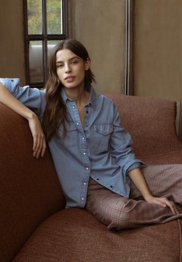 Джинсовая блузка