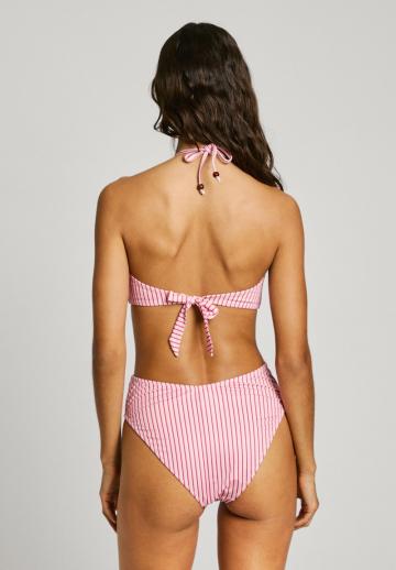 Слитный купальник