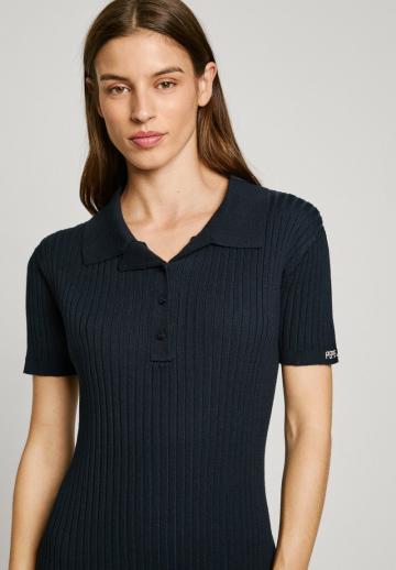 Вязаное платье