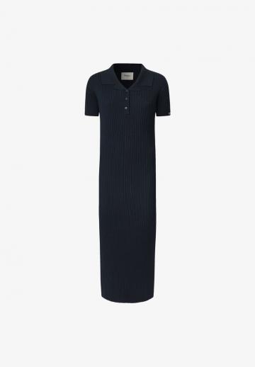 Вязаное платье