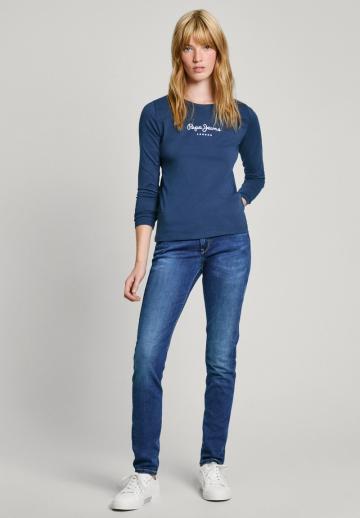 Узкие джинсы