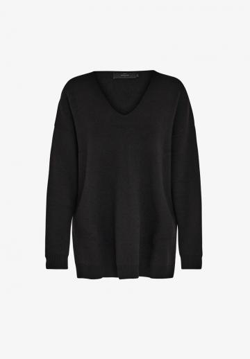 Длинный пуловер