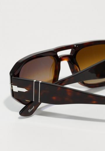 Солнечные очки