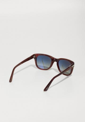 Солнечные очки