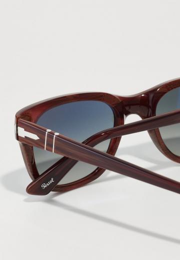 Солнечные очки