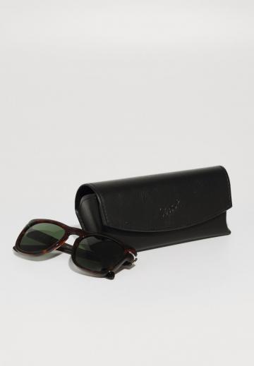 Солнечные очки