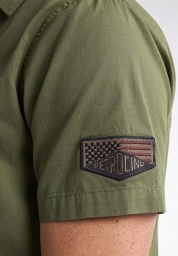 Рубашка с коротким рукавом