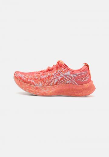 Беговые кроссовки