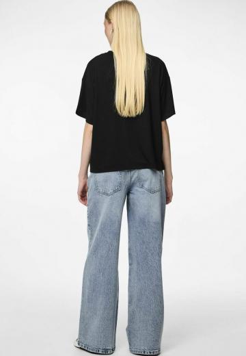 Клешеные джинсы