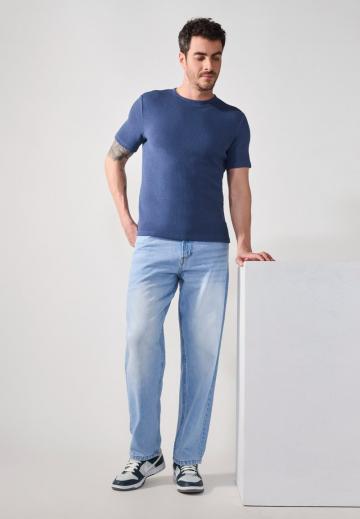 Прямые джинсы