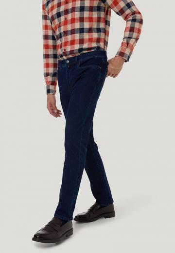 Узкие джинсы