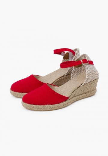 Туфли на танкетке