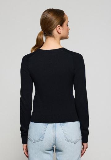 Вязаная кофта