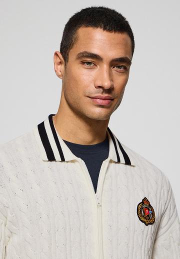 Вязаная кофта