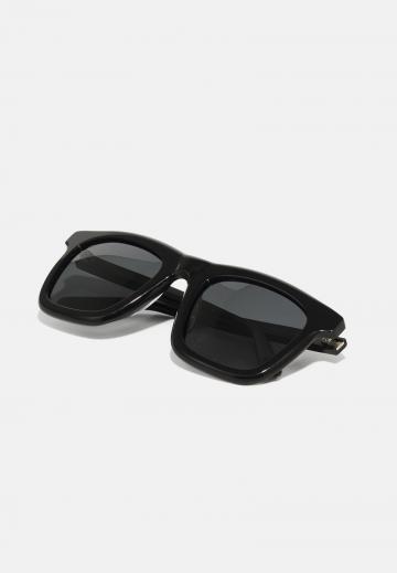 Солнечные очки