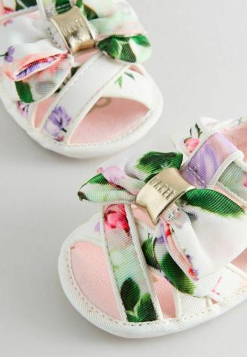 Детская обувь