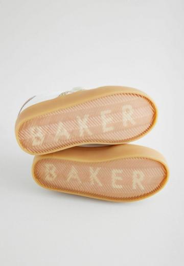 Детская обувь