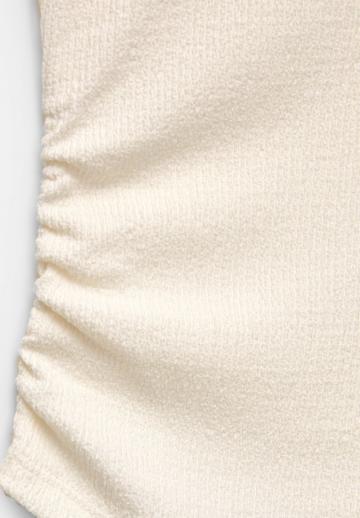 Блузка без рукавов