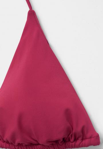 Треугольное бикини