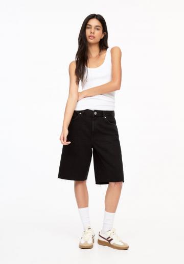 Джинсовые шорты