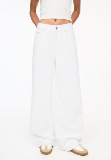 Свободные джинсы