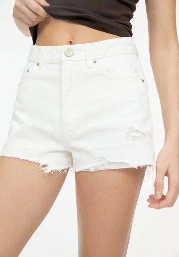 Джинсовые шорты