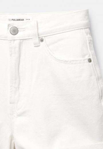 Джинсовые шорты