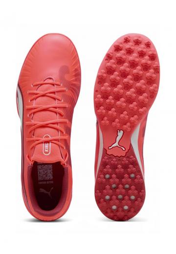 Футбольные бутсы