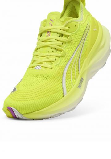 Беговые кроссовки