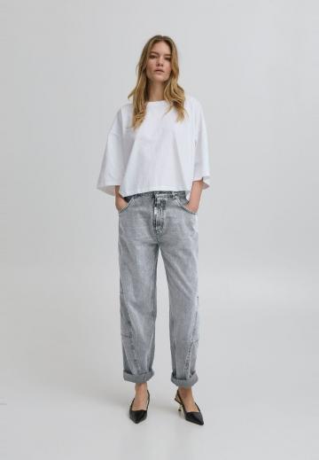 Свободные джинсы