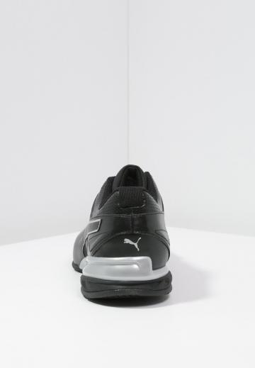 Беговые кроссовки