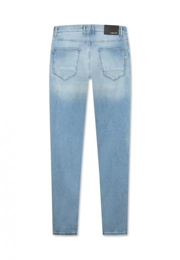 Узкие джинсы