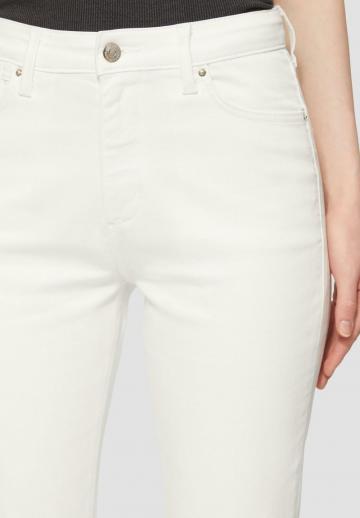 Клешеные джинсы